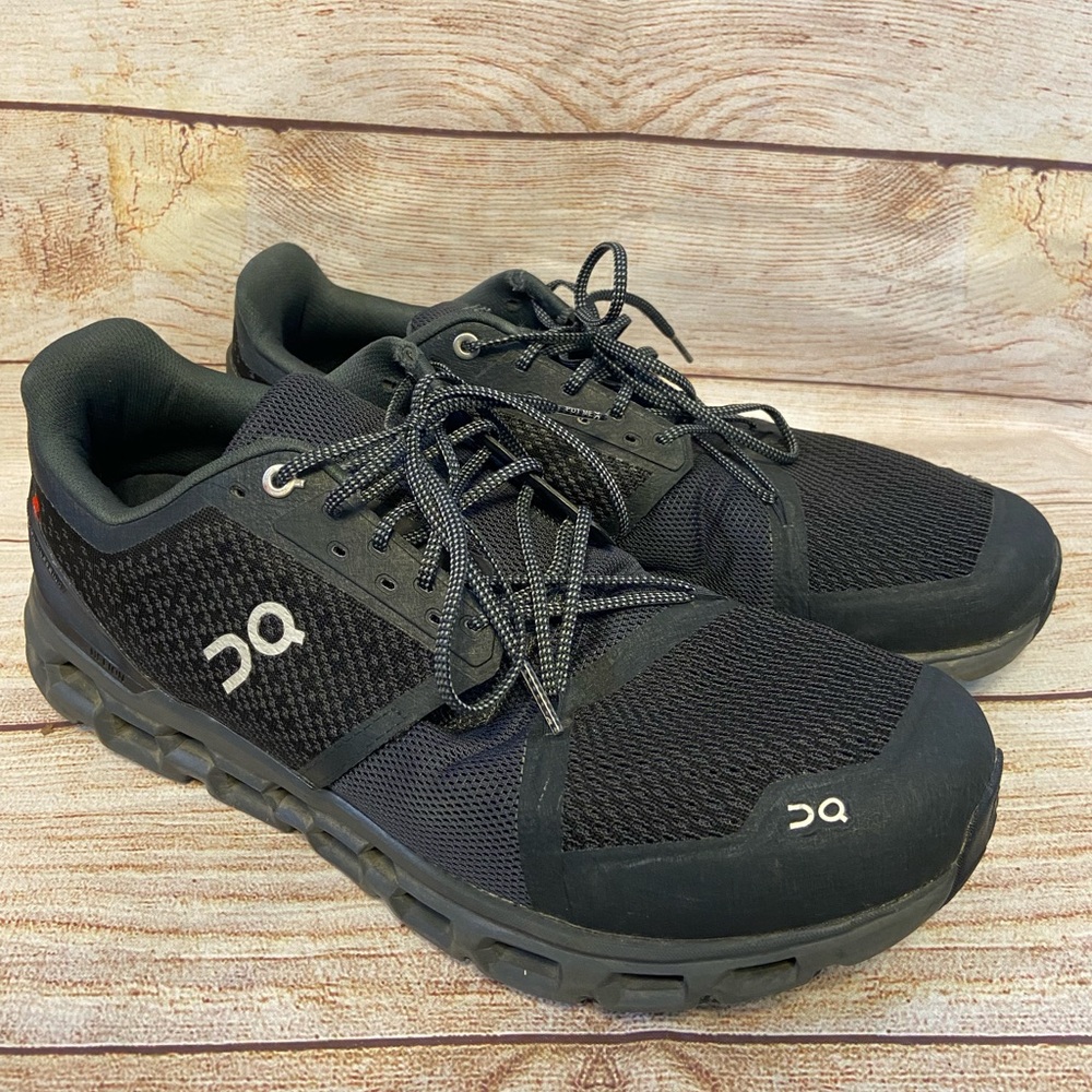 ON Running Cloudstratus Training Road Running Shoes Black Men’s Size 13